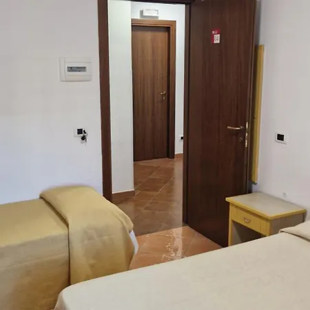 A Casa Di Luca Bed & Breakfast 3*