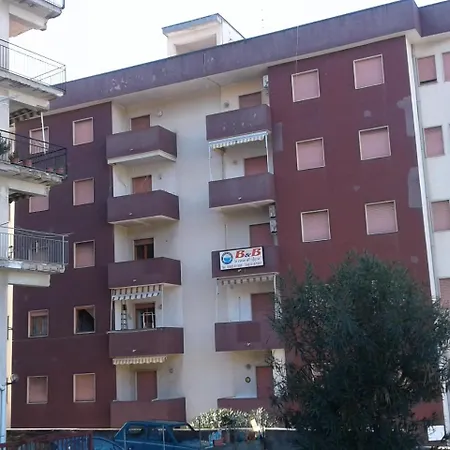 Alojamento de Acomodação e Pequeno-almoço A Casa Di Luca Diamante