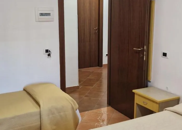 A Casa Di Luca Alojamento de Acomodação e Pequeno-almoço 3*